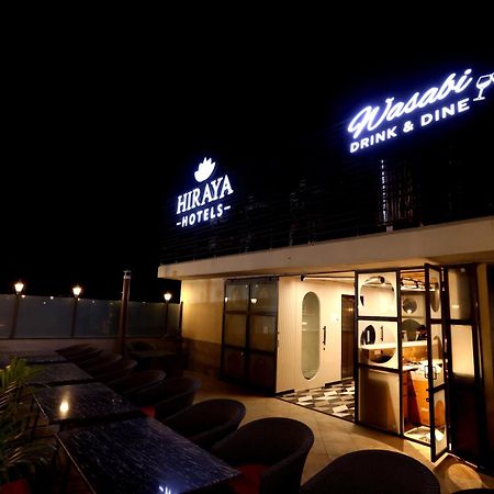 Hiraya Hotels Mohali Bagian luar foto